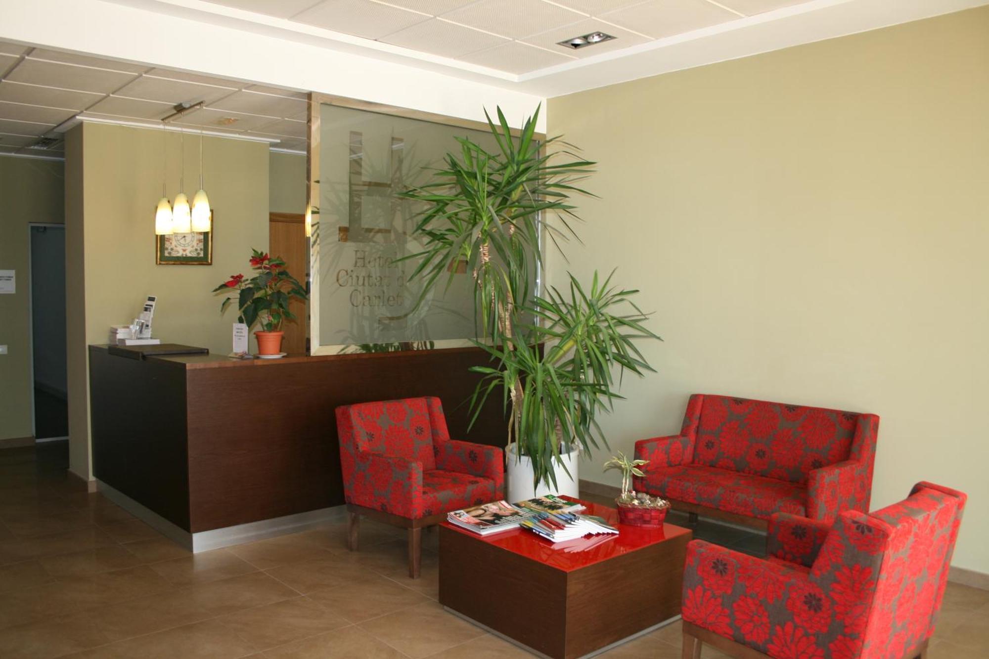 Hotel Ciutat De Carlet Екстериор снимка